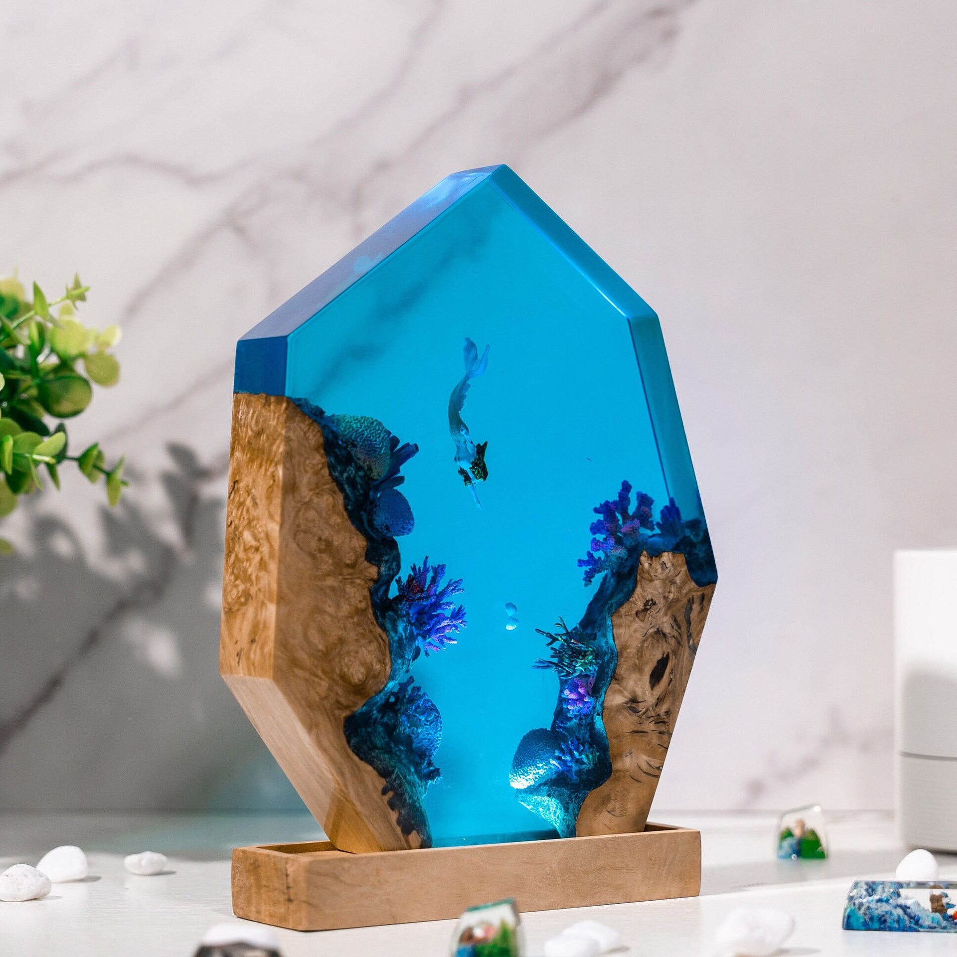 Customized Items Resin Table L - Lighting Table Decor 리뷰 및 가격
