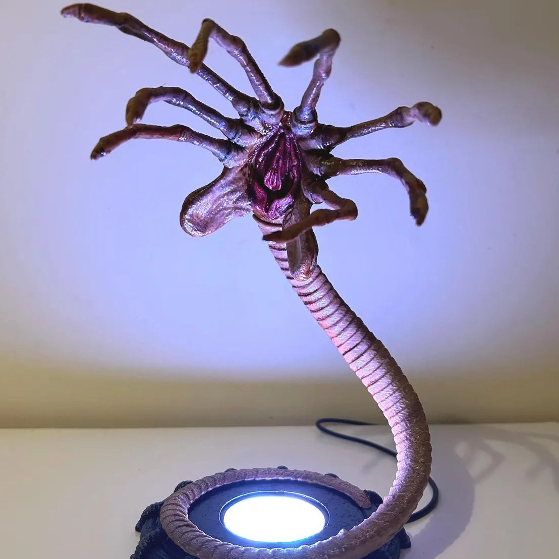 Alien Facehugger Lamp Nightlig - Lighting Decor Ideas 리뷰 및 가격