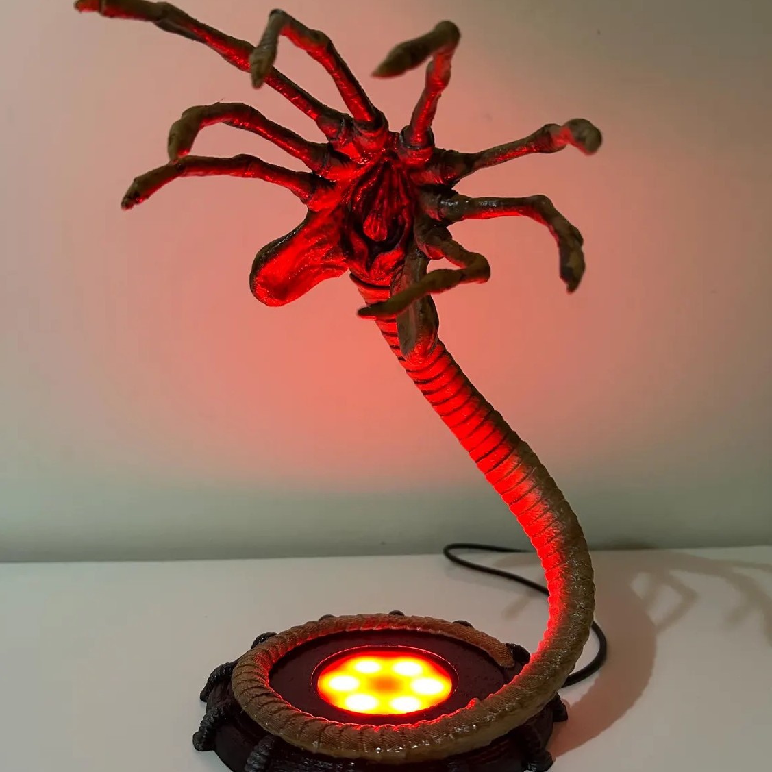 Alien Facehugger Lamp Nightlig - Lighting Decor Ideas 리뷰 및 가격